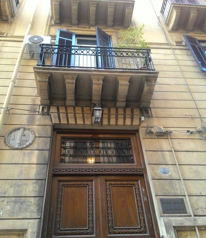 Casa Politeama Palermo Apartment ภายนอก รูปภาพ