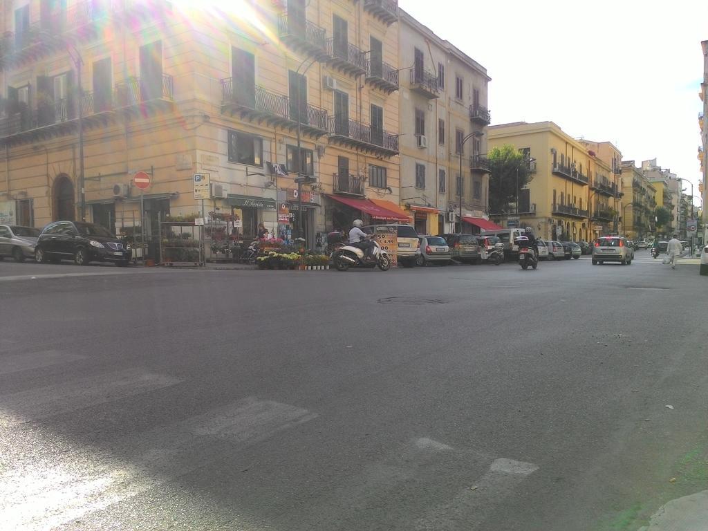 Casa Politeama Palermo Apartment ภายนอก รูปภาพ